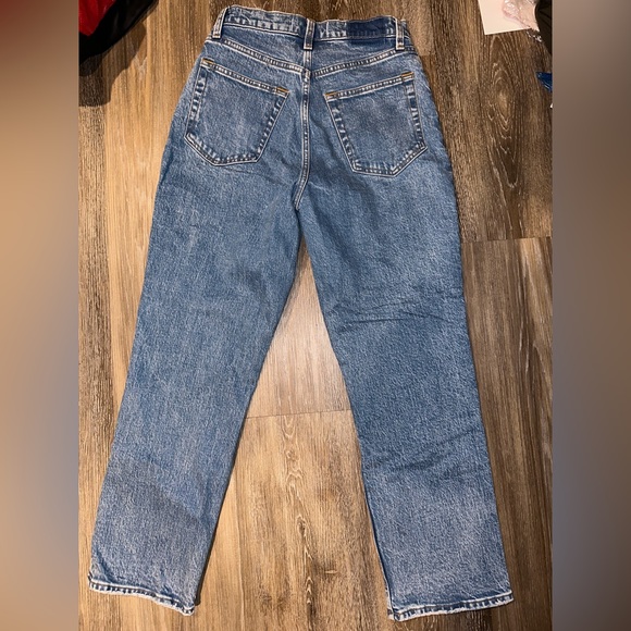 Abercrombie 90’s straight leg curve love - Picture 2 of 3